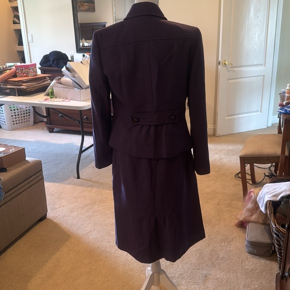 Tahiri suiting size 8. Great condition and looks great on! - Picture 2 of 3